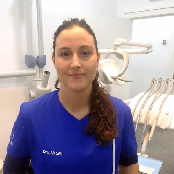Dra. Natalia Ruíz, odontóloga en Dent amb Dent Alzira